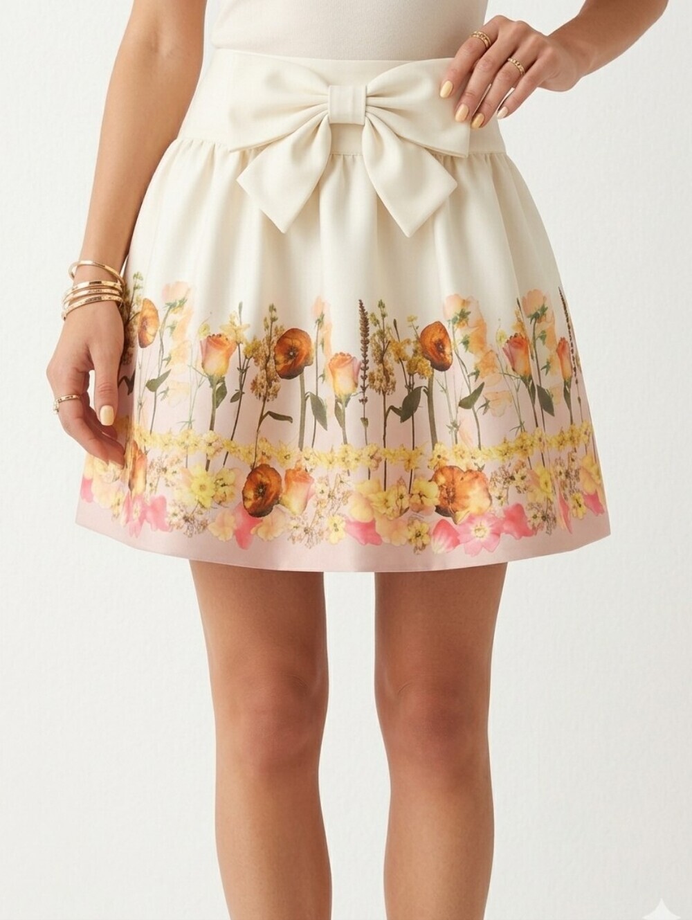 Ted Baker Women's Anniey Floral Feminine Mini Bow Summer Skirt Ivory Multicolour
